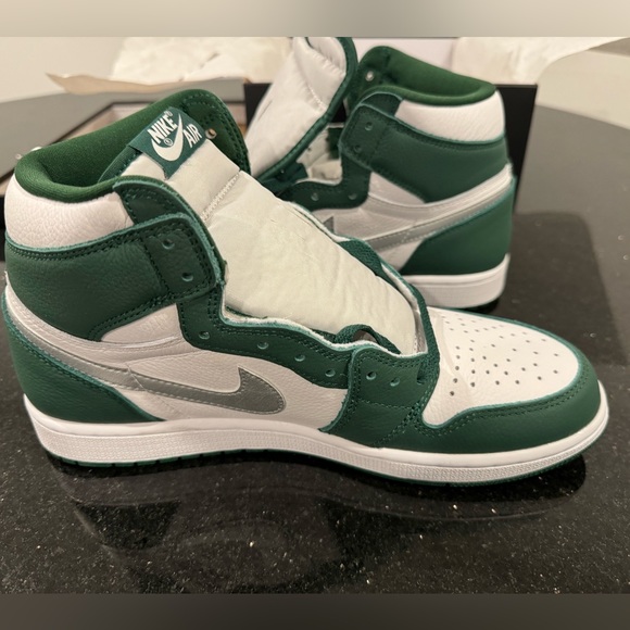 Jordan 1 Retro High OG Gorge Green - Picture 5 of 11